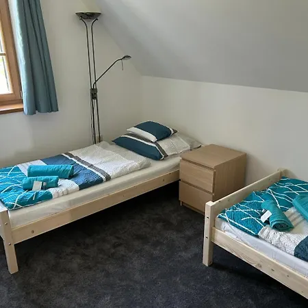 Willa Borbora Borhaz Vászoly